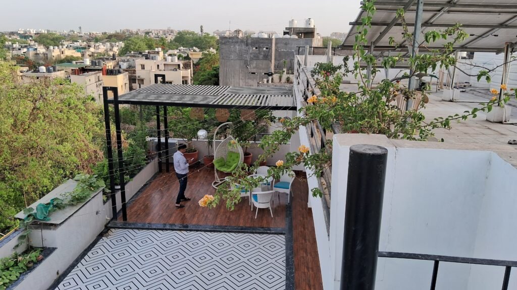 Service Apartments in Defence Colony