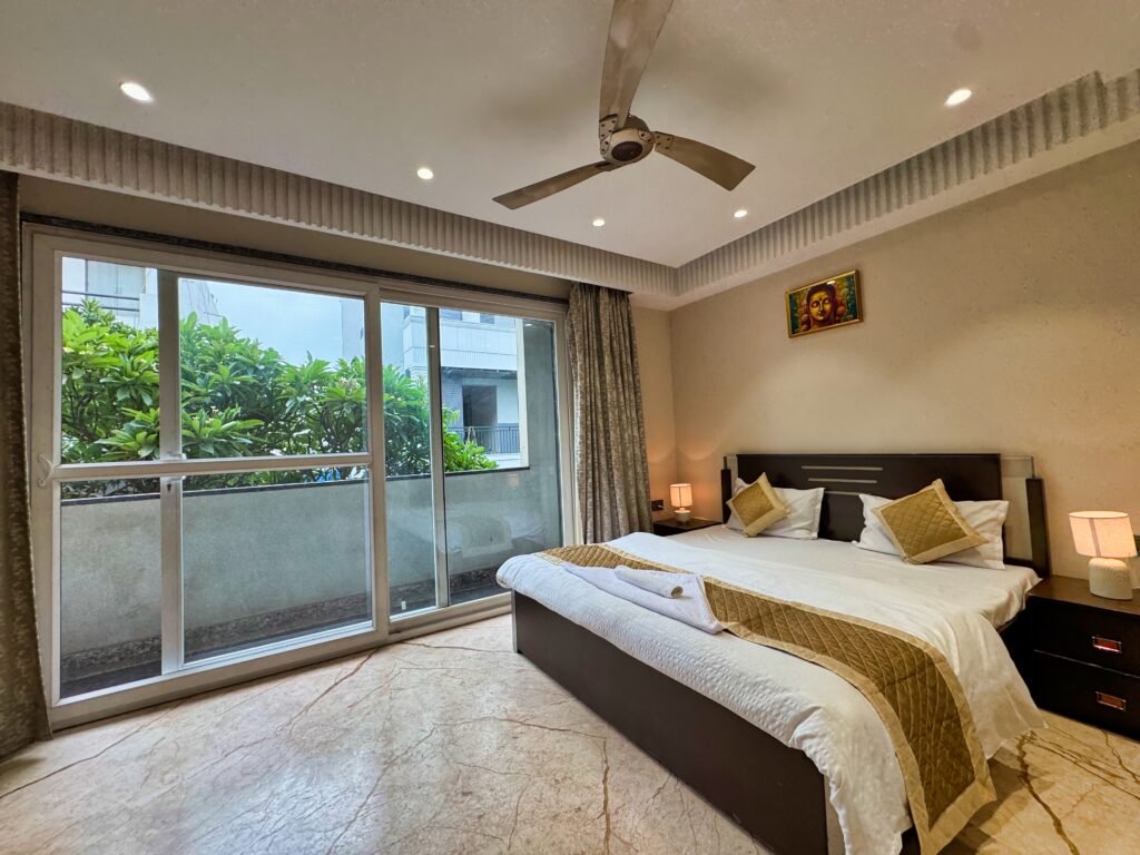 service apartment in Defence Colony