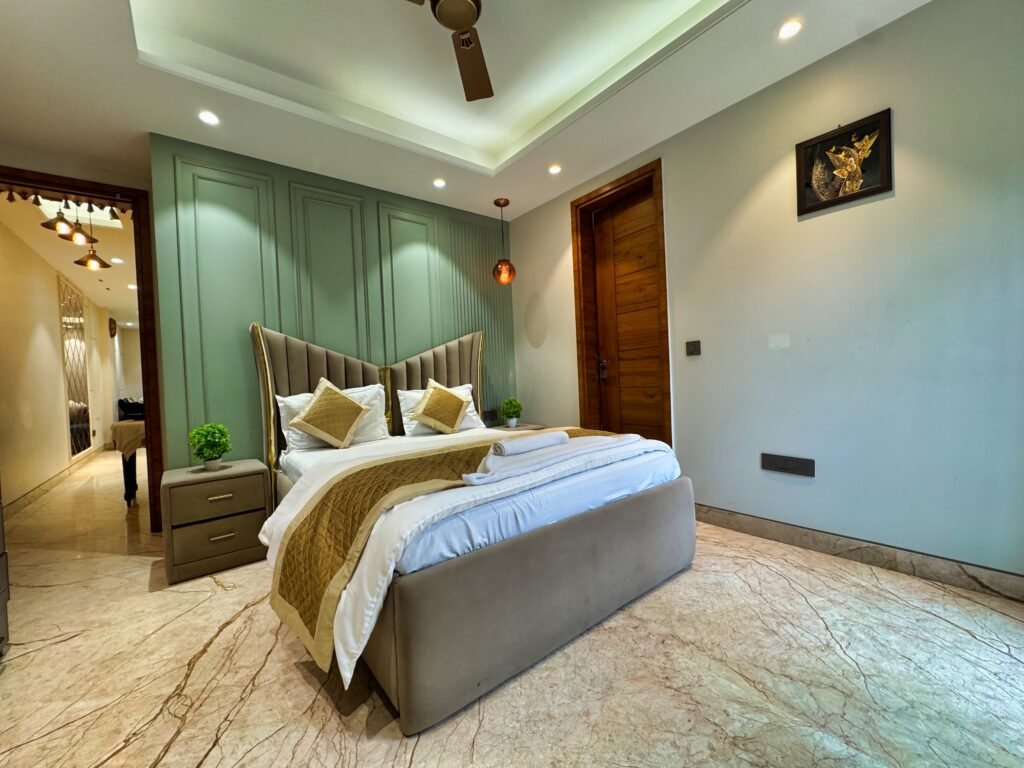 Service apartments near Defence Colony Market